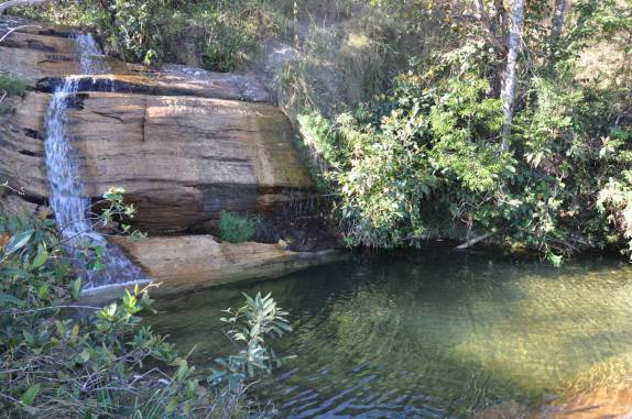 Uma das quedas d'água do Sorrizal, no Parque dos Pirineus, em Pirenópolis - GO